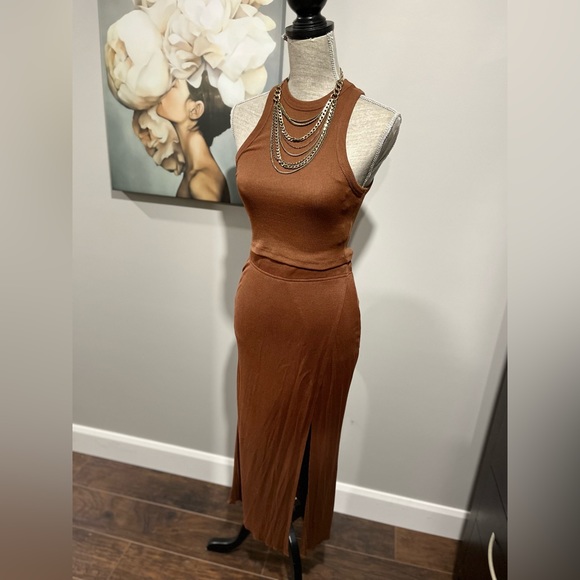 7 For All Mankind 2-pc set - Picture 2 of 4